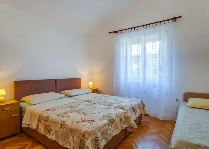 Leonarda, Mali Lošinj